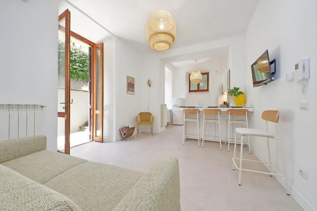 Vatican Apartment With Parking Rome