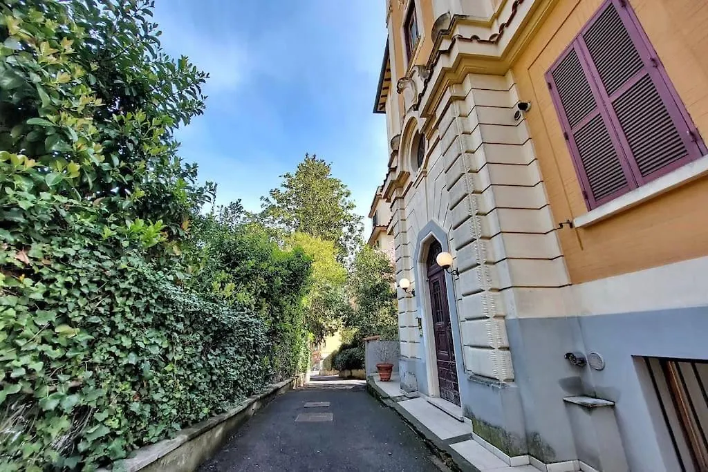 Vatican Apartment With Parking Rome